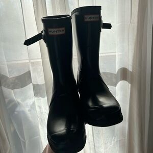 Black Hunter Short Rain Boots!!